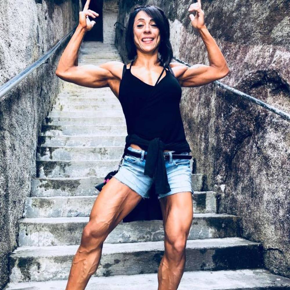 Meet your Posher, Ana